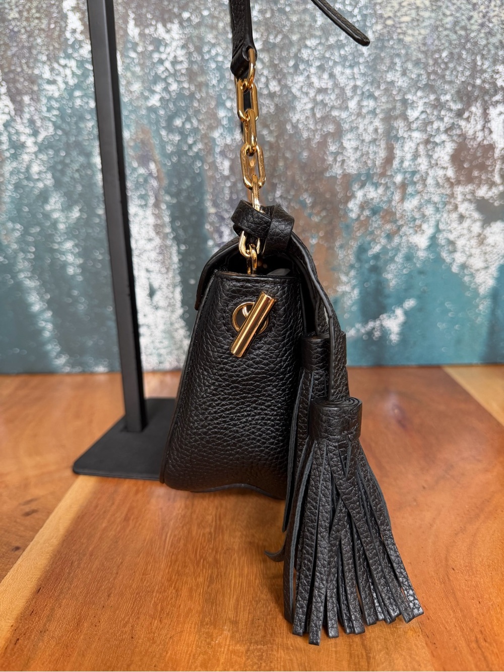 Tory Burch Quiet Luxury 2010’s Thea Pebbled Leather Flap Crossbody Black EUC - Picture 14 of 14